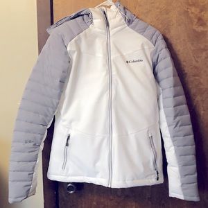 Columbia Women's White and Gray Ski Jacket